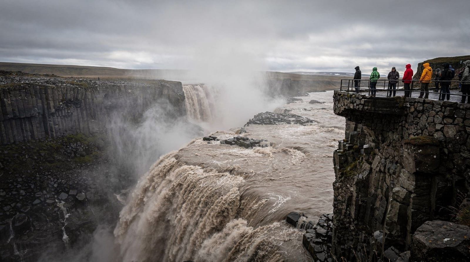 Dettifoss guide — visiting Europe's most powerful waterfall