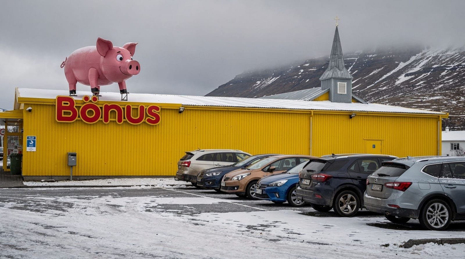 Guide des supermarchés en Islande — Bónus, Krónan et où faire ses courses sur la Ring Road