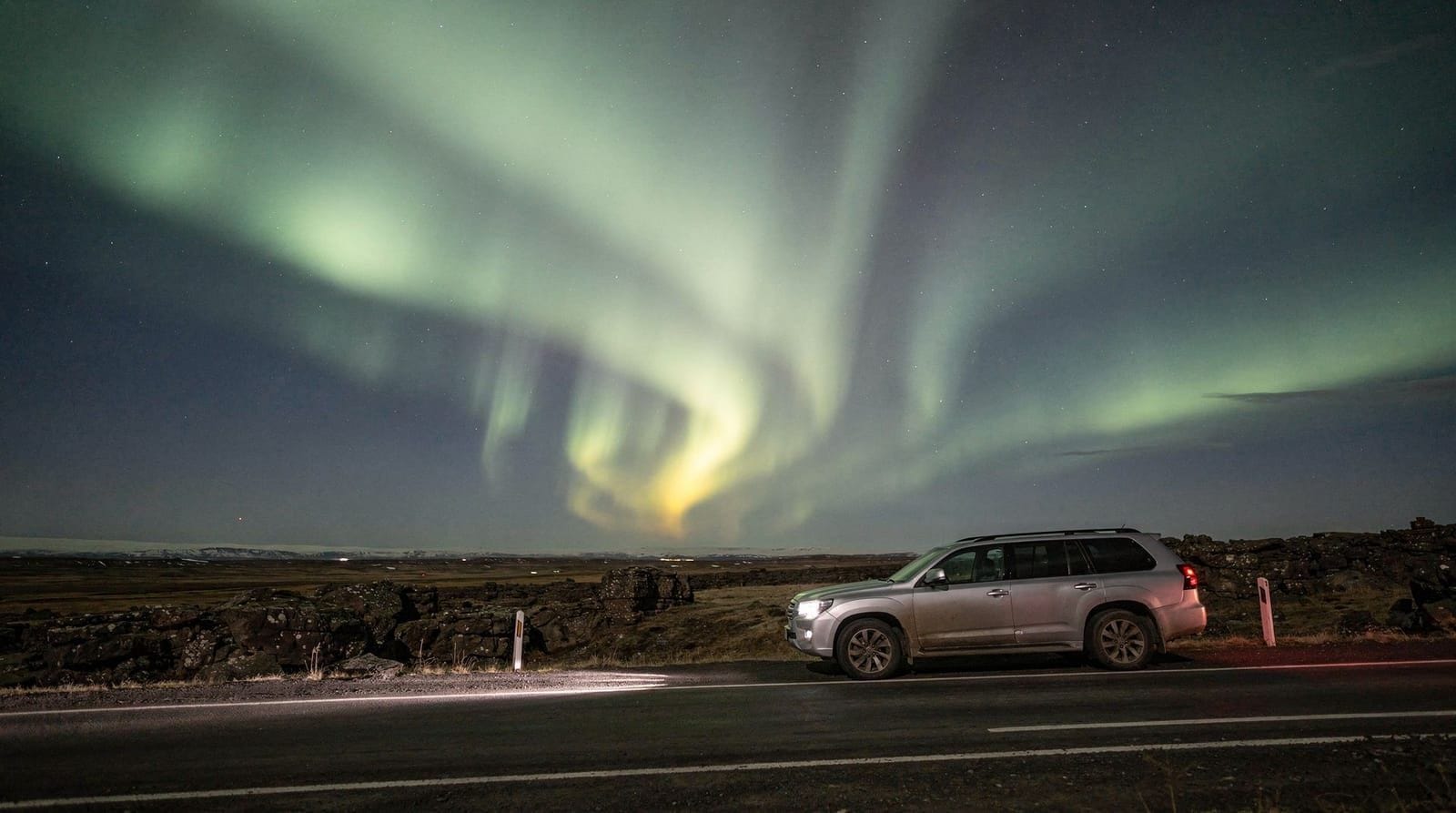 Chasse aux aurores boréales en self-drive en Islande — le guide complet